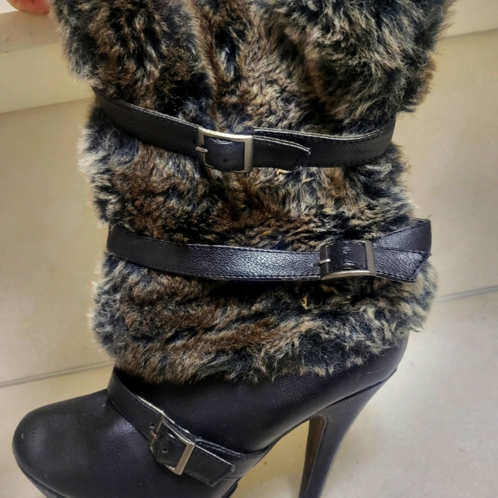 Strappy fur bootie stilletos